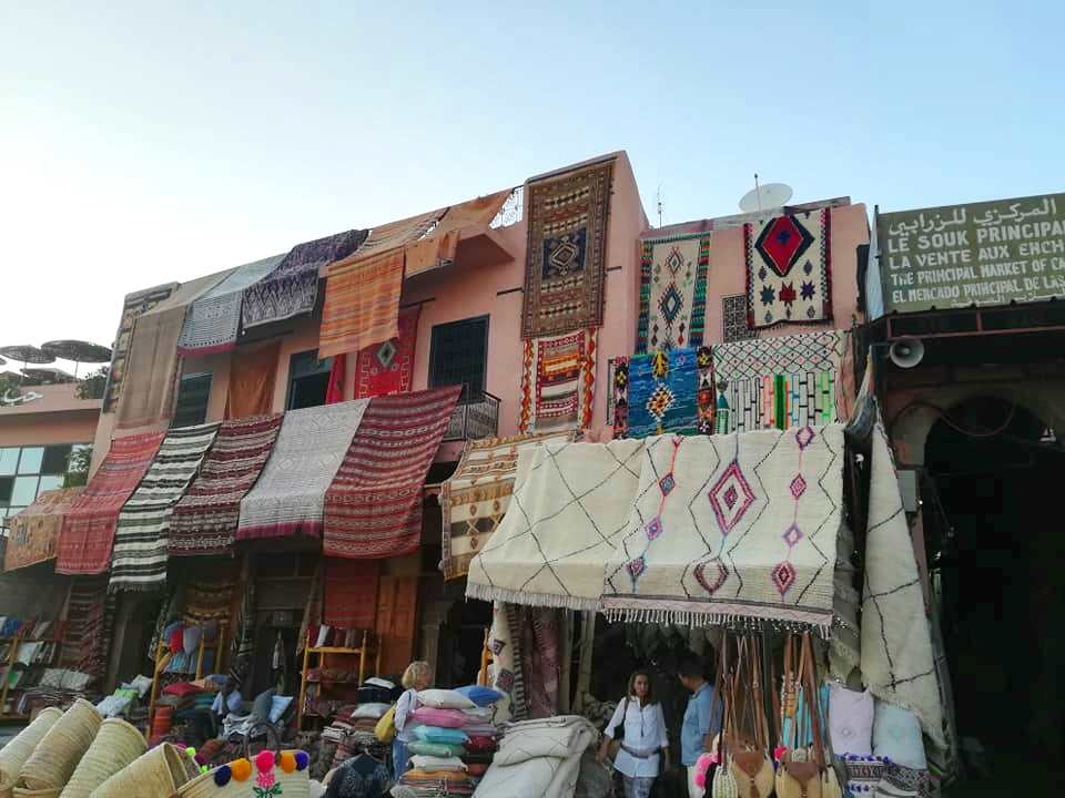 モロッコ雑貨、モロッカンバスケット、バッグ通販のための仕入旅、マラケシュ旧市街のスーク