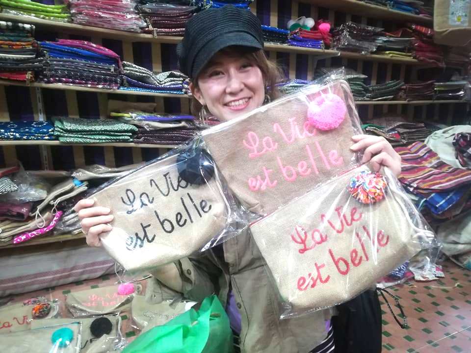 モロッコ雑貨、バッグの通販セレクトショップLisaのマラケシュ仕入旅でのポーチ工房